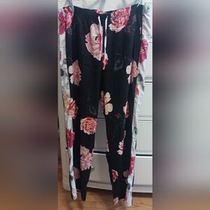 VICTORIA'S SECRET PAJAMA PANTS